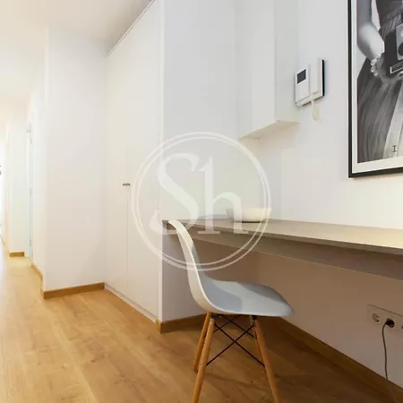 Centrico Y Moderno Apartamento Iii * Барселона